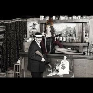 Meet your Posher, Cortney